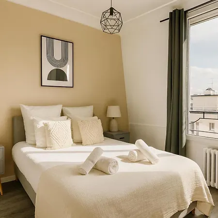 Apartment Magnifique Au 17 Eme *